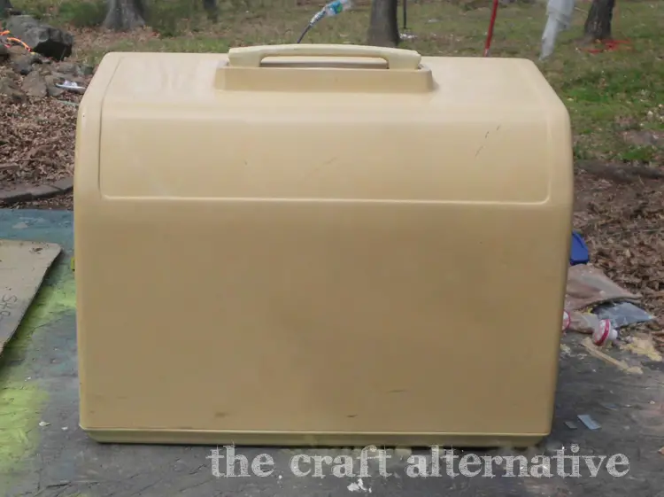 How to Update a Sewing Machine Case 