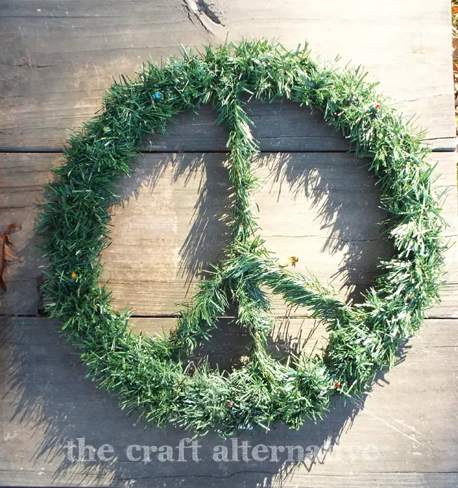how to make a peace symbol wreath completed