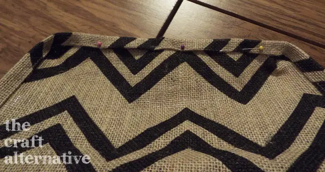 How to Make a Lined Burlap Lunch Bag_Bottom